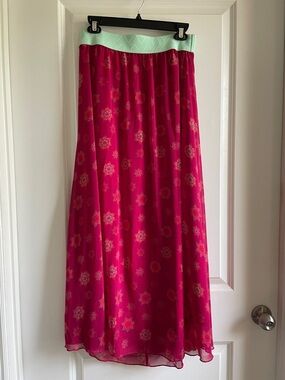 LuLaRoe fuschia Pink Maxi Skirt with Mint elastic Waistband sheer fully lined